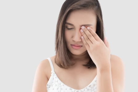 Слезоточивость глаз головная боль